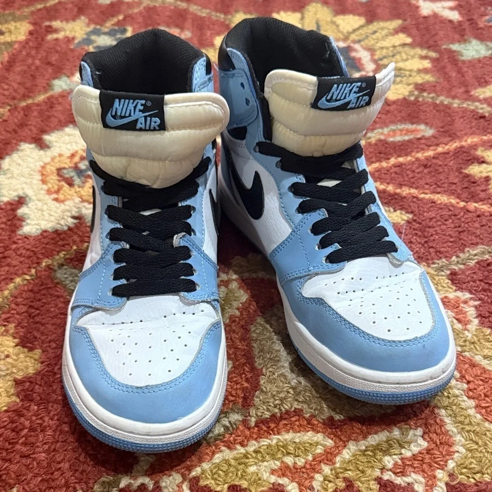 Nike Air Jordan 1 High OG Blue and White Sneakers sz8